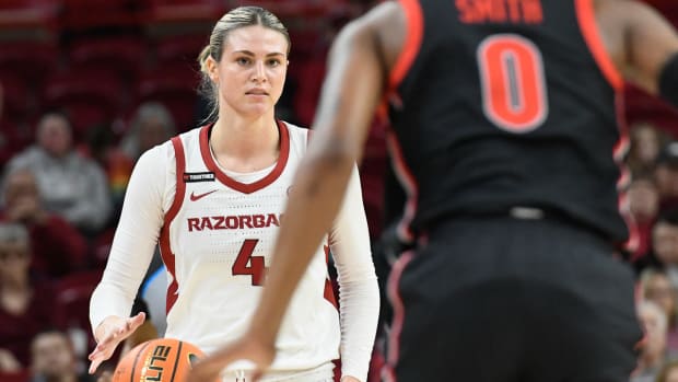 Razorbacks' Saylor Poffenbarger against Georgia